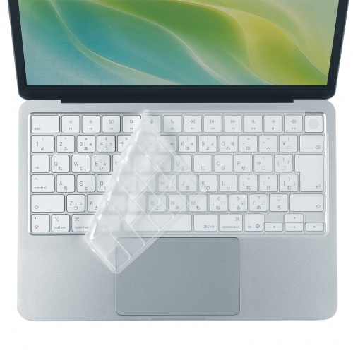 FA-SMACBNEOをMacBook Neoに装着するメーカー商品画像。PCは付属しない。