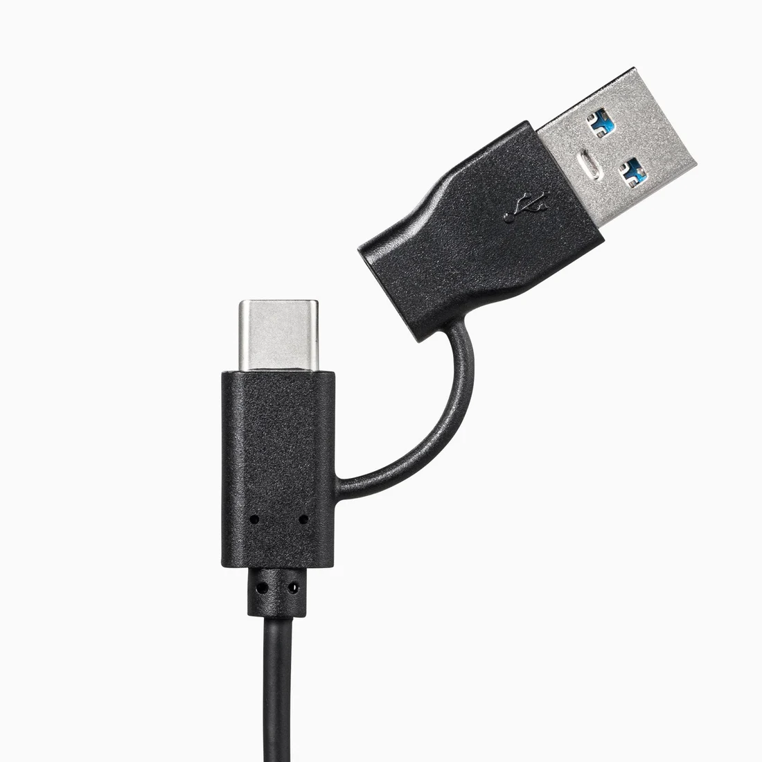 付属USB-A変換とUSB-Cプラグのメーカー写真。接続端末のOSや個別適合も確認します。